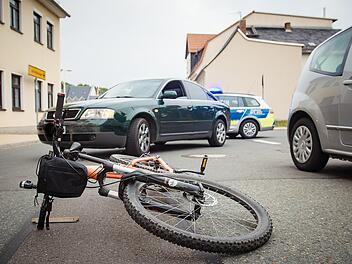 Unfälle in Bamberg: Autofahrer übersieht Radfahrer